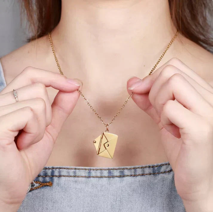 LUMARRO™   - ENVELOPE LOVE LETTER PENDANT NECKLACE